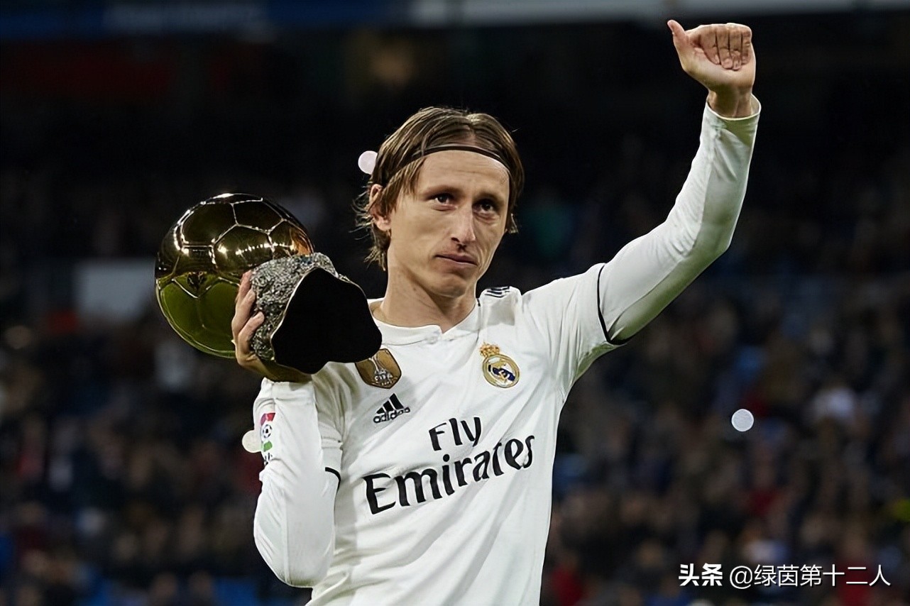 37岁的莫德里奇依旧全力奔跑,37岁莫德里奇宝刀未老