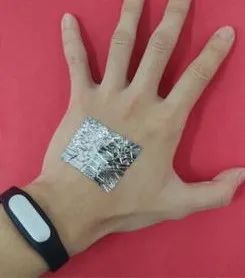 金属塑料玻璃是啥,塑料金属玻璃各种材质对比