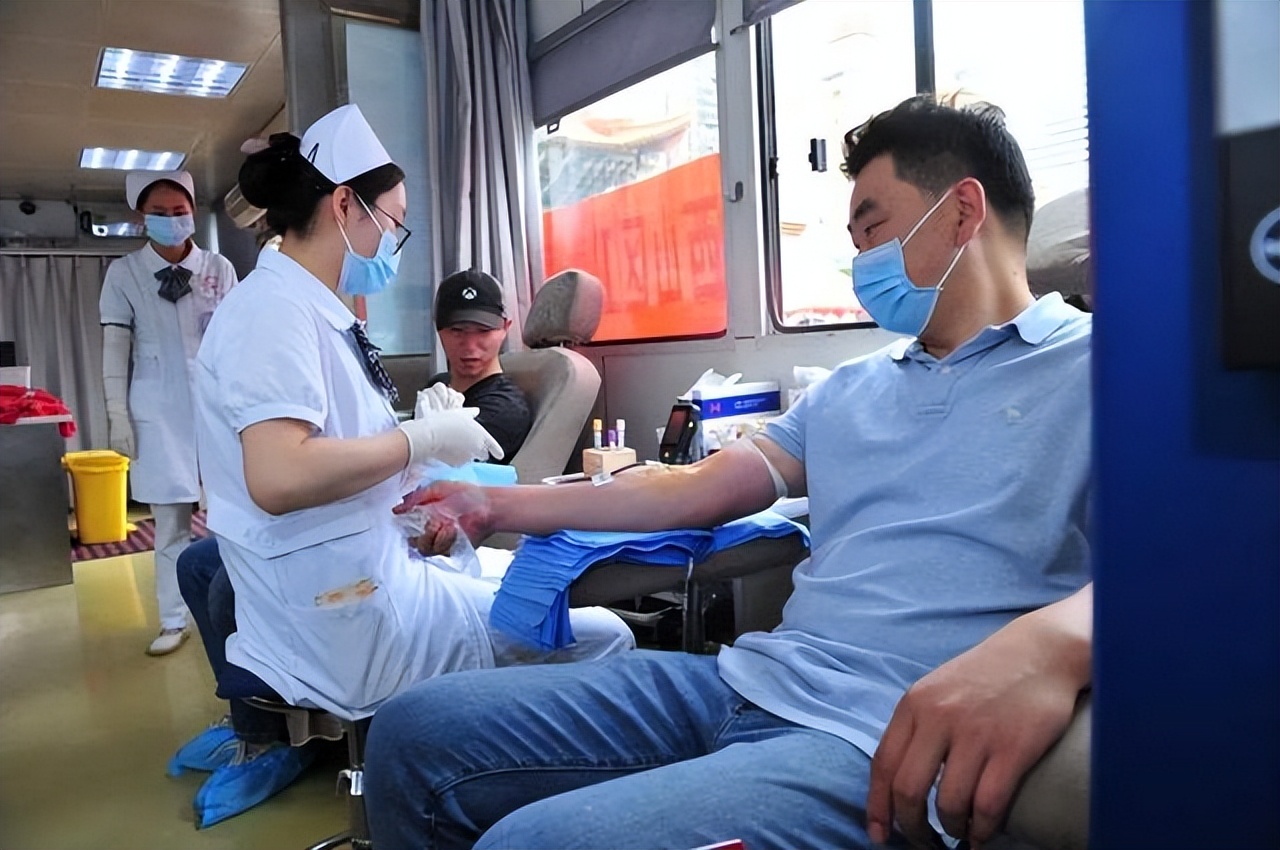 a型b型o型ab型哪种血型的人更长寿,血型a型b型o型ab型的依据是什么