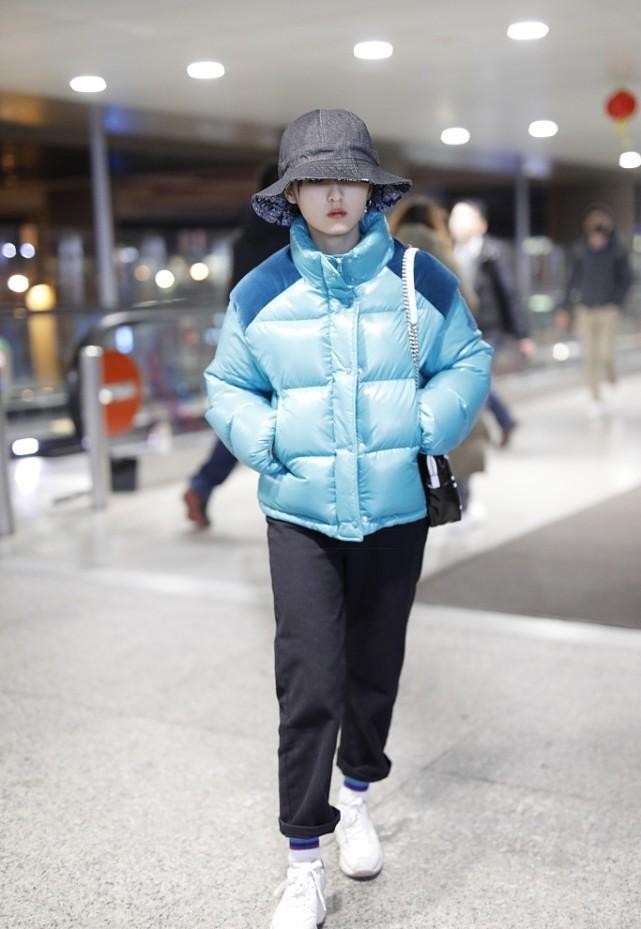 张子枫渐变帆布包,张子枫单肩挎包