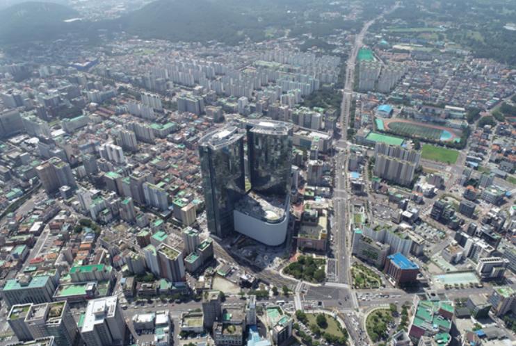 绿地主要资产,绿地最新财务情况