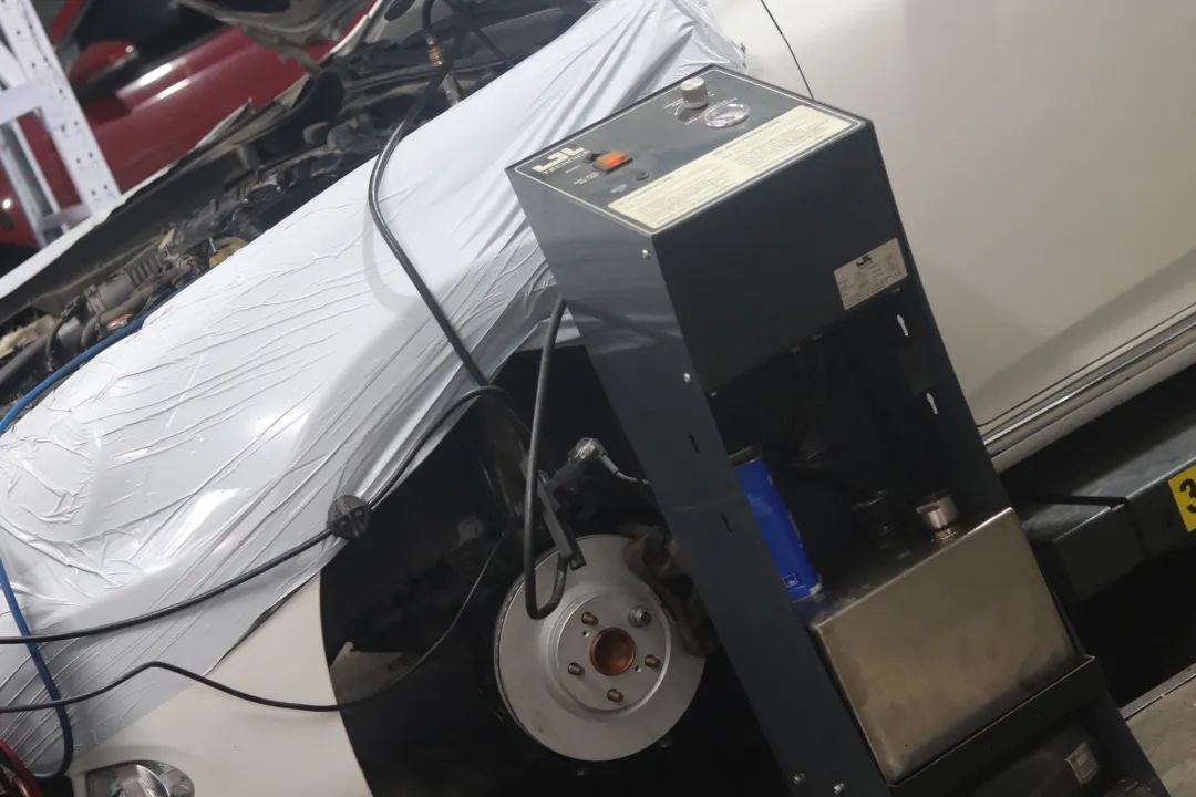 13代半皇冠底盘松散回炉重造,十三代皇冠彻底整备