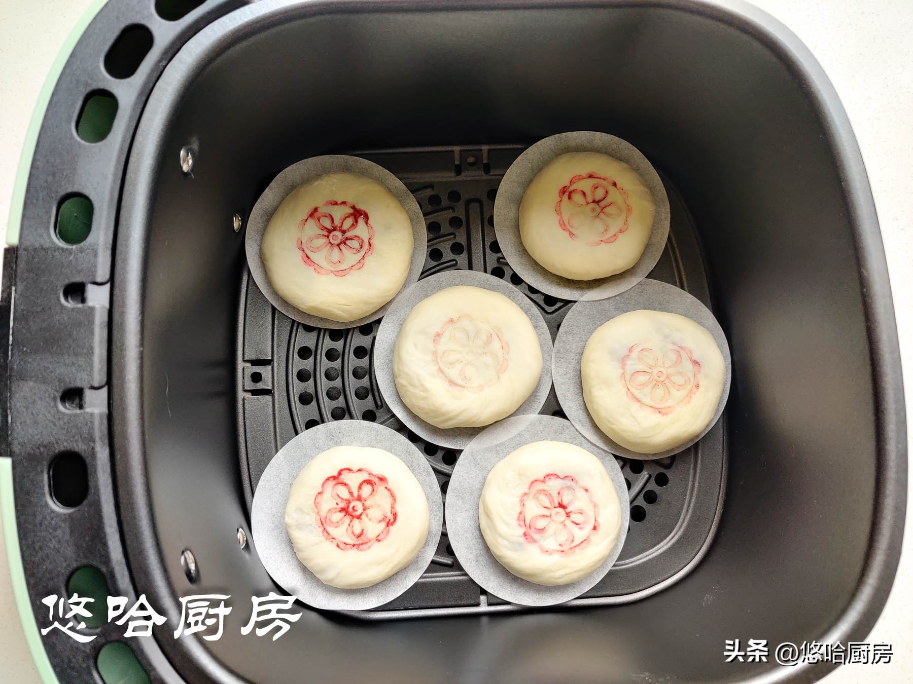 平底锅做的手抓饼玫瑰鲜花饼,手抓饼的花样吃法推荐