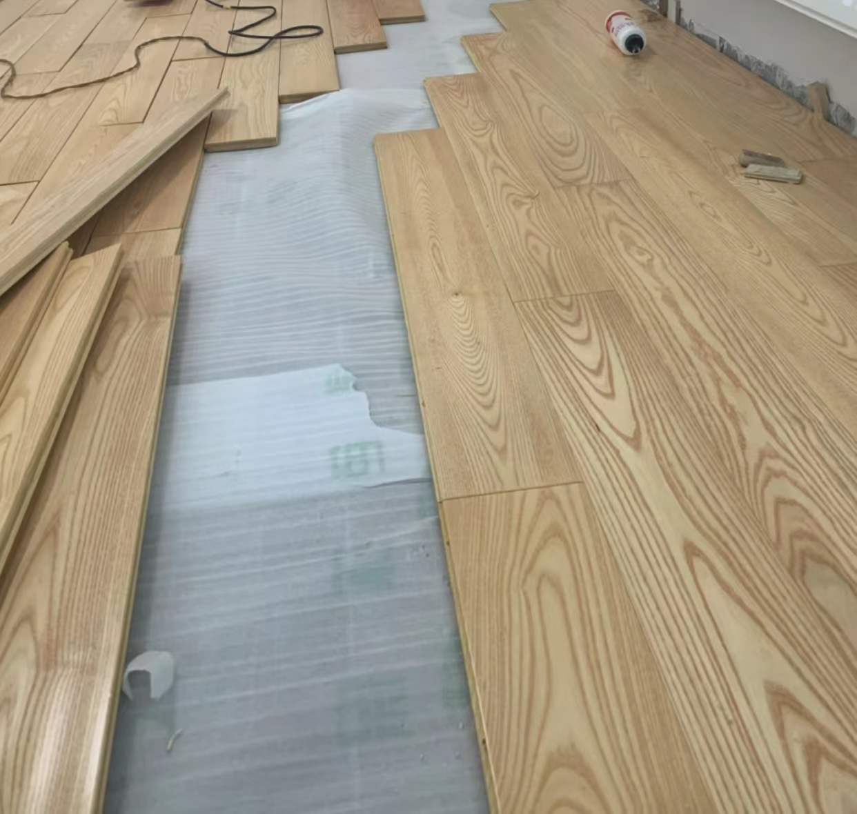 我家的瓷砖,家里瓷砖地板太凉了怎么办