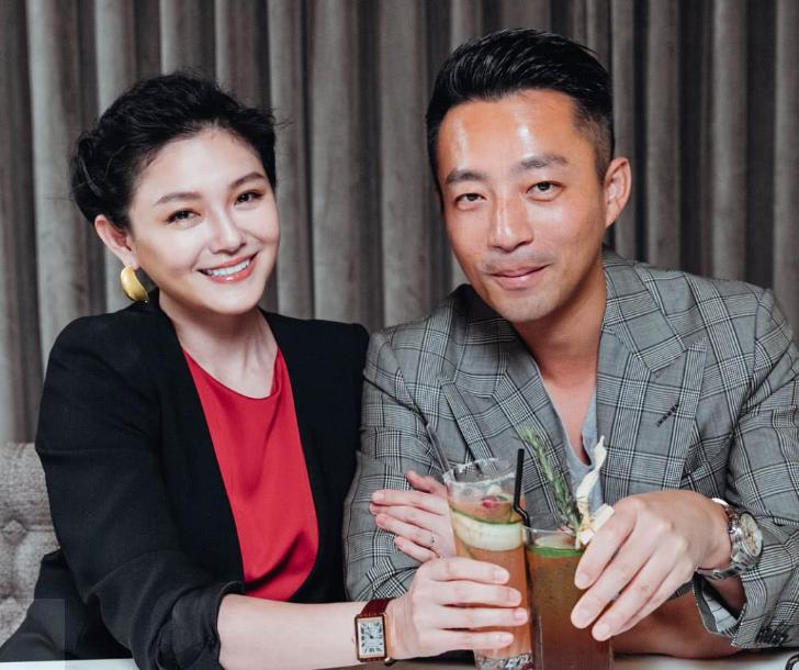 汪小菲晒大s与具俊晔合影,汪小菲说具俊晔窝囊废视频