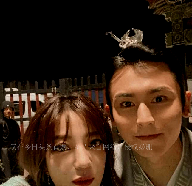 赵薇被除名了,黄晓明撇清赵薇