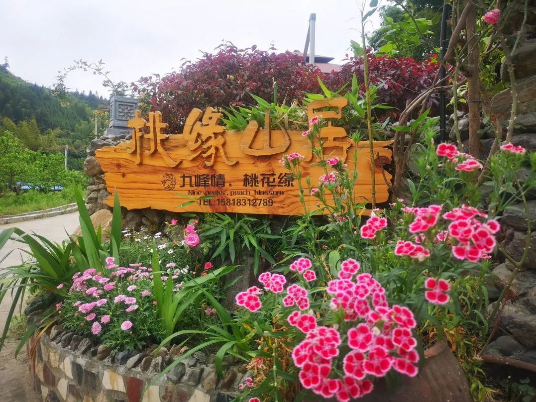 閲戠涔嬬害,閲戠鍗佹湀鍥藉簡涓鍋囨湡浣忓鏀荤暐