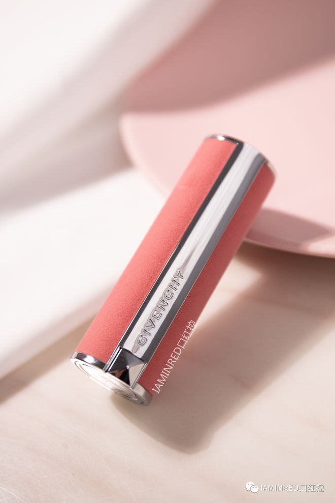 6支灰粉色口红都非常美，哪一款是你的菜？