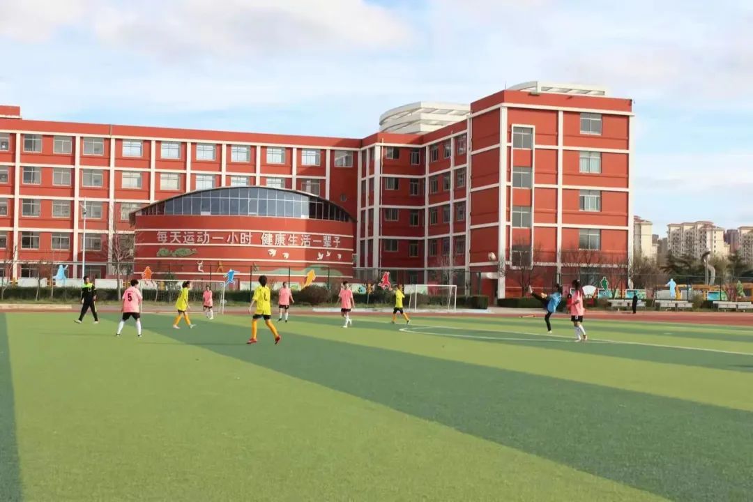 城阳十五中足球队,城阳十五中市长杯足球比赛