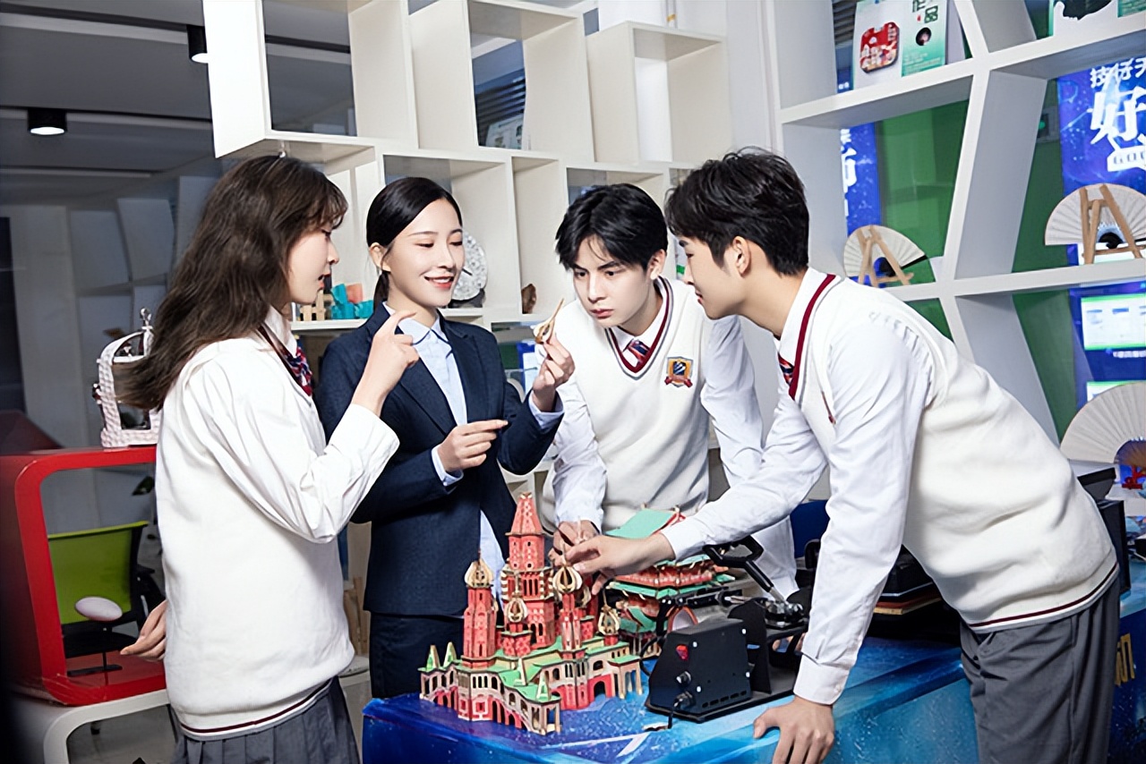 中学生辍学学什么手艺好,现在初中辍学学什么技术有前途