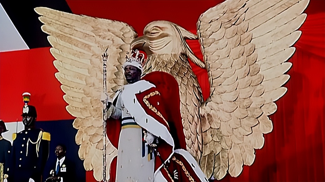 中非暴君博卡萨：残暴无度好食人肉，荒唐至极取18岁中国姑娘为妃