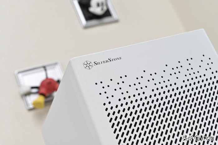 七彩虹影驰b460m,七彩虹b760i显卡