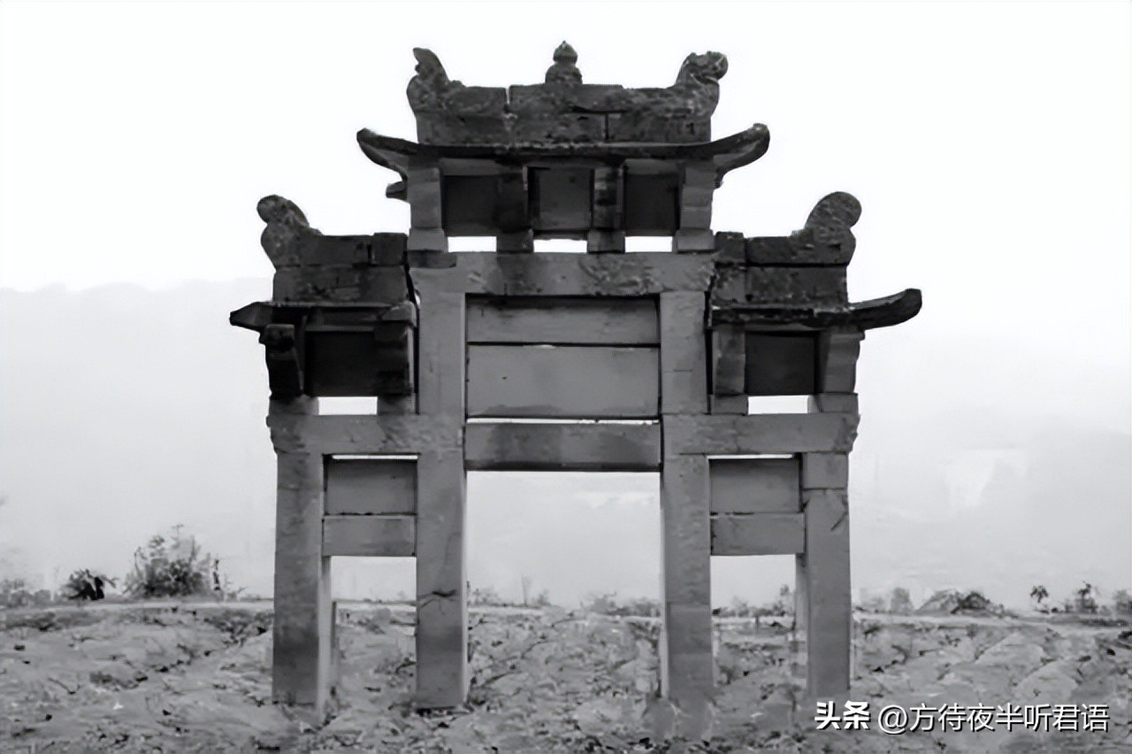 人间梦幻古建筑,仙境云雾缭绕古建筑