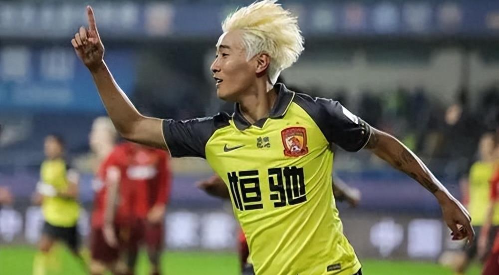 中国足球广州恒大足校,恒大足球被质疑完整视频