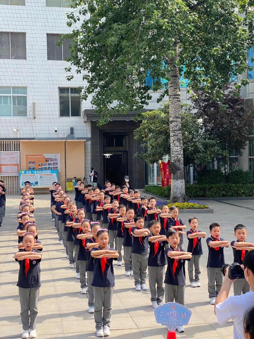 扬赛场体育精神展实验少年风采-河南省实验小学第十八届体育周