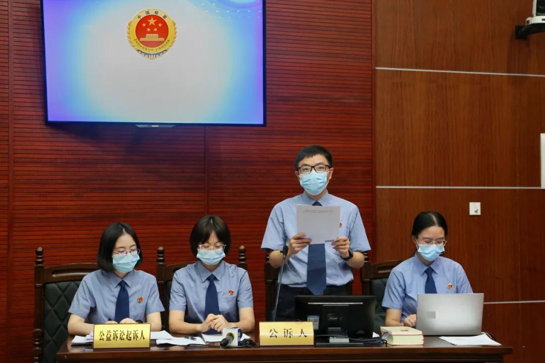 让胡路区侵犯公民个人信息罪案例,侵犯公民个人信息罪不起诉的案例