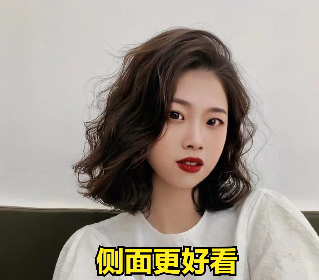 直发好看还是烫发显得年轻,最流行的烫发造型