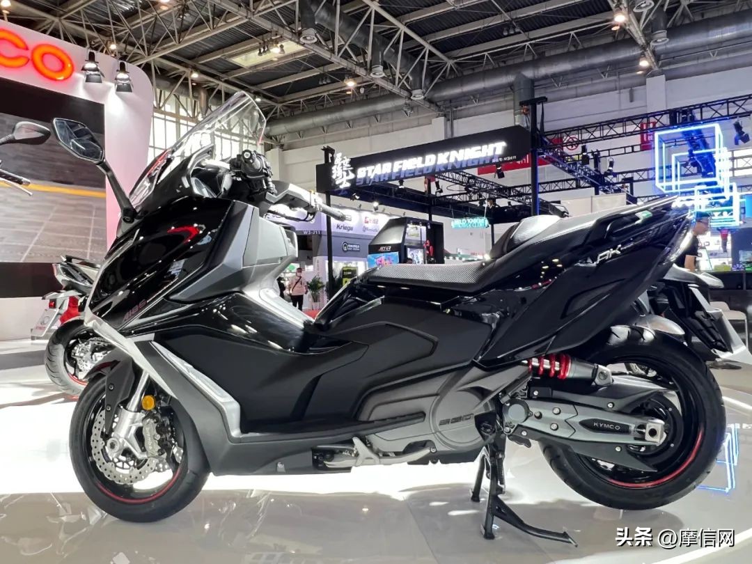 北京摩博会光阳st250试驾,北京摩展光阳krv150