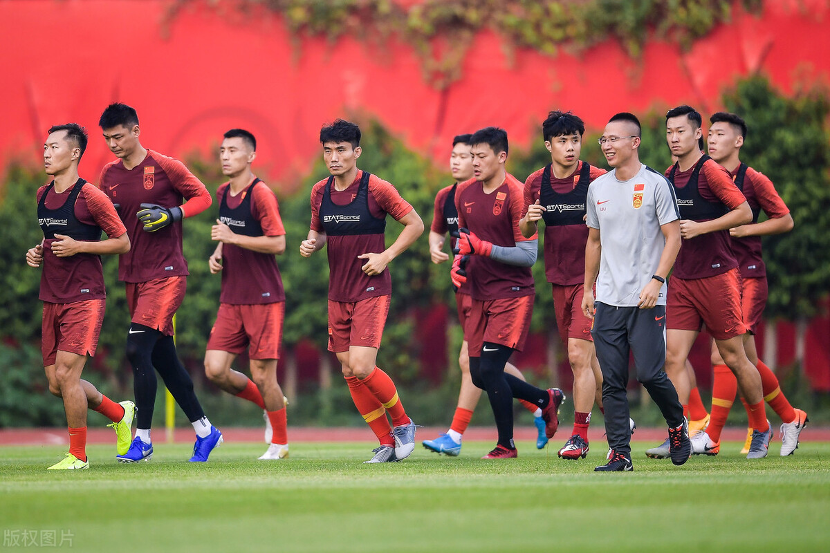 中国男子国家足球队简介,足球队2号有什么意义吗