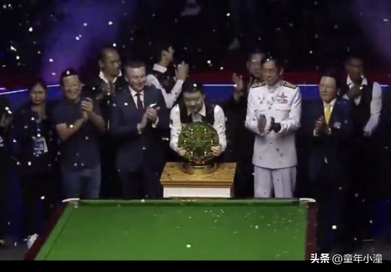 时隔1189天，丁俊晖力克快枪手塔猜亚，第2次夺得6红球世锦赛冠军