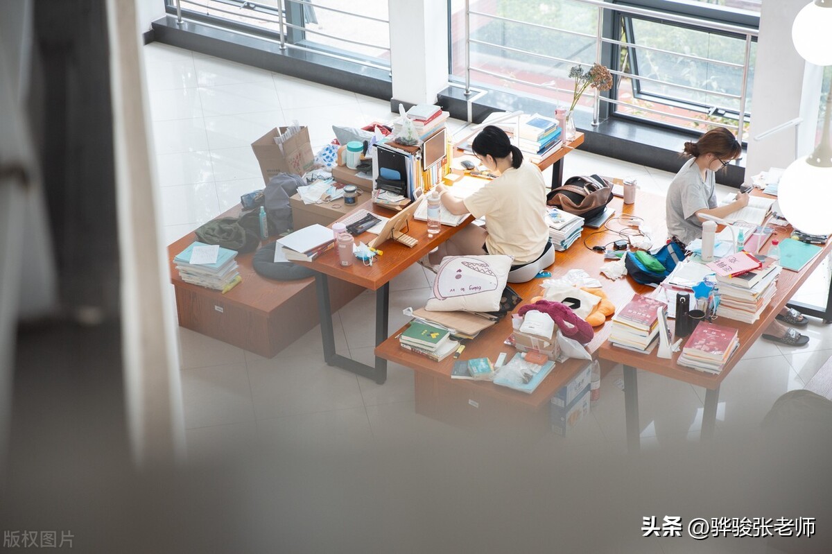 大学最累五大专业,就业率最不好的十大专业