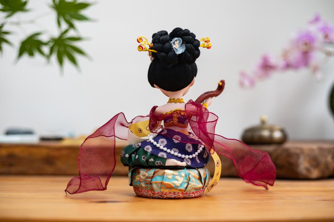 中国的芭比娃娃是谁,被人们称为真人芭比娃娃