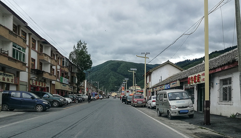 西部大草原旅游攻略,四川红原大草原自驾旅游攻略