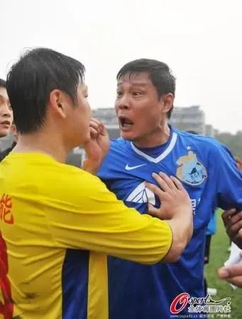 魏群成都足球队,大侠魏群的足球人生