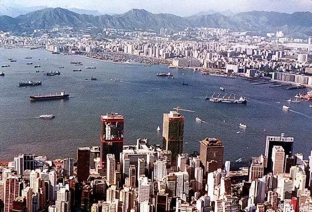 香港黑帮被揭秘,揭秘香港黑帮四大家族