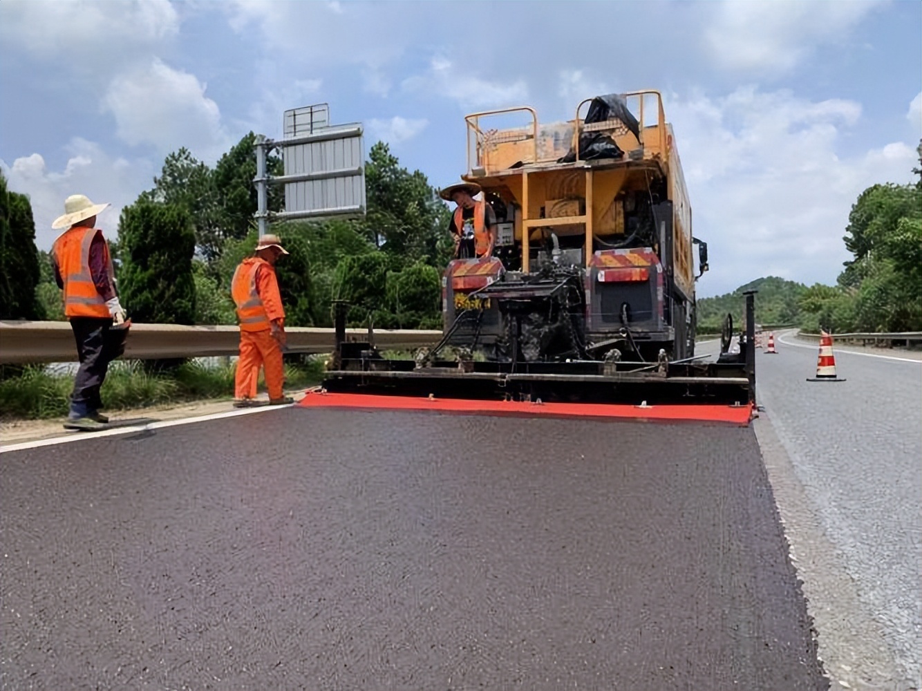 高速公路抗滑桩施工工艺视频,上海路面抗滑雾封层怎么做