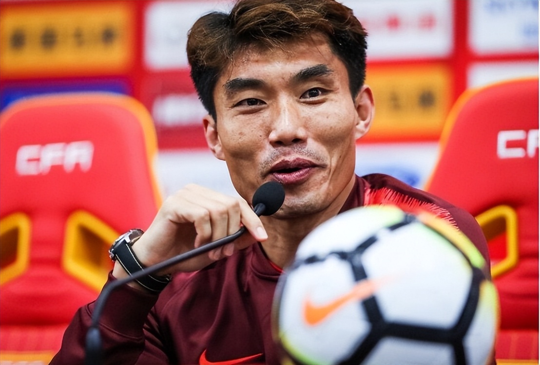 郑智加盟恒大视频,郑智广州恒大收入