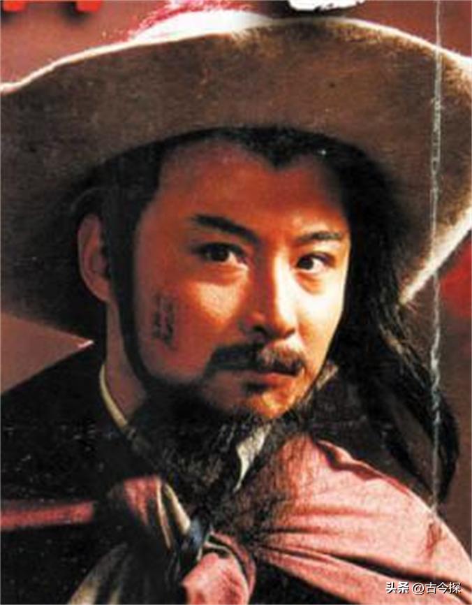 水浒传中，林冲到底是懦弱还是狠毒？毛主席的评论一针见血