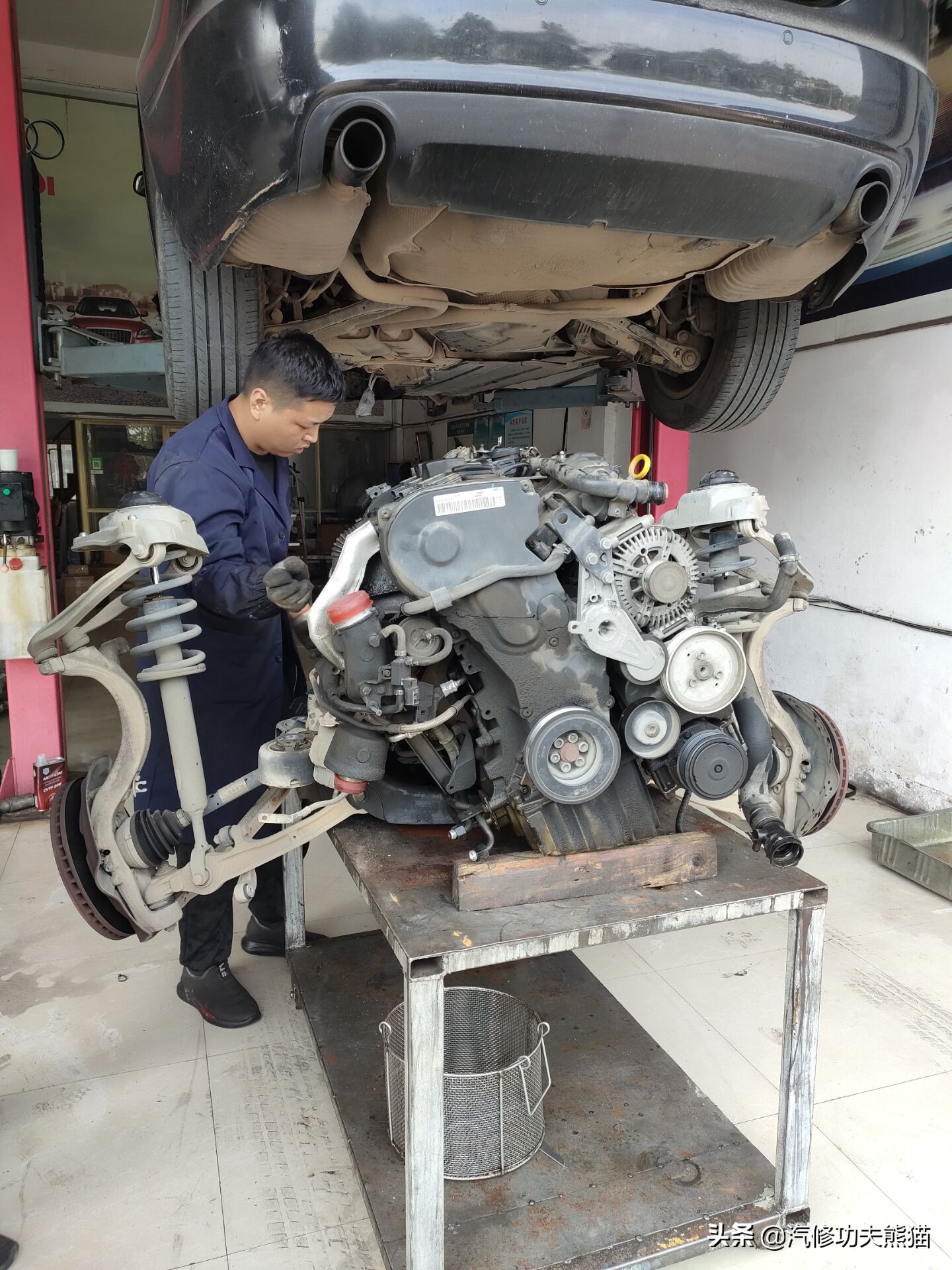 奥迪a6l二手烧机油,奥迪a6l二手车贩子赔钱了