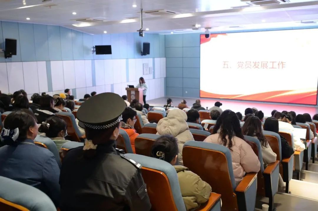 成都高新区中和有哪些小学,高新区中和新华小学