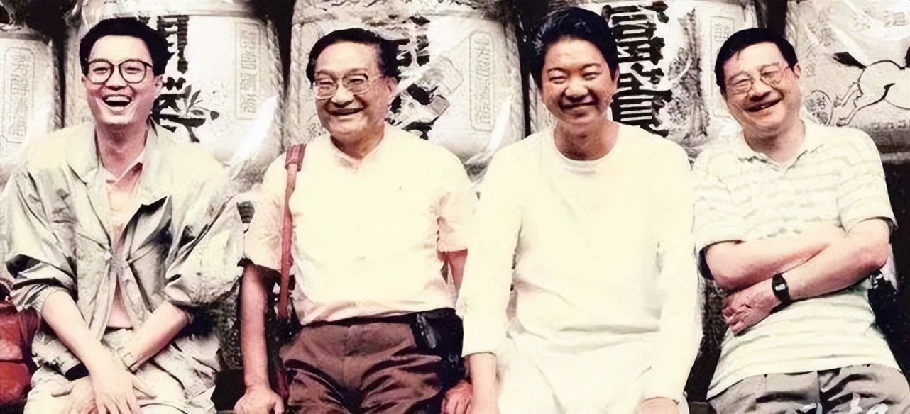 露骨成这样，没人嘲她「色情」