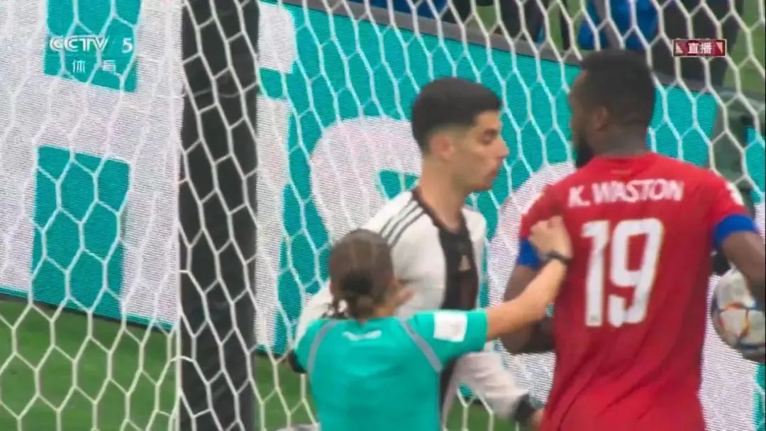 世界杯上最美的女人,世界杯最帅的女球员