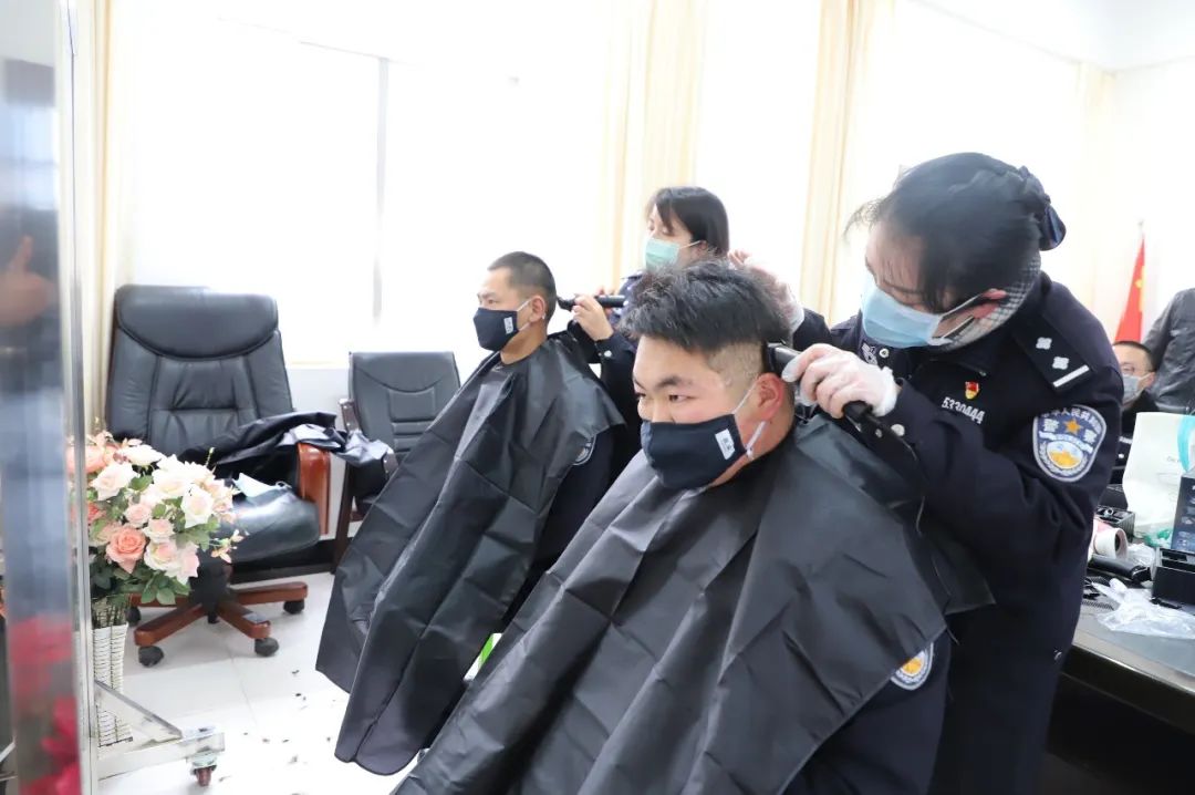 暖警心解警忧聚警力,暖警心解警忧用行动凝聚力量