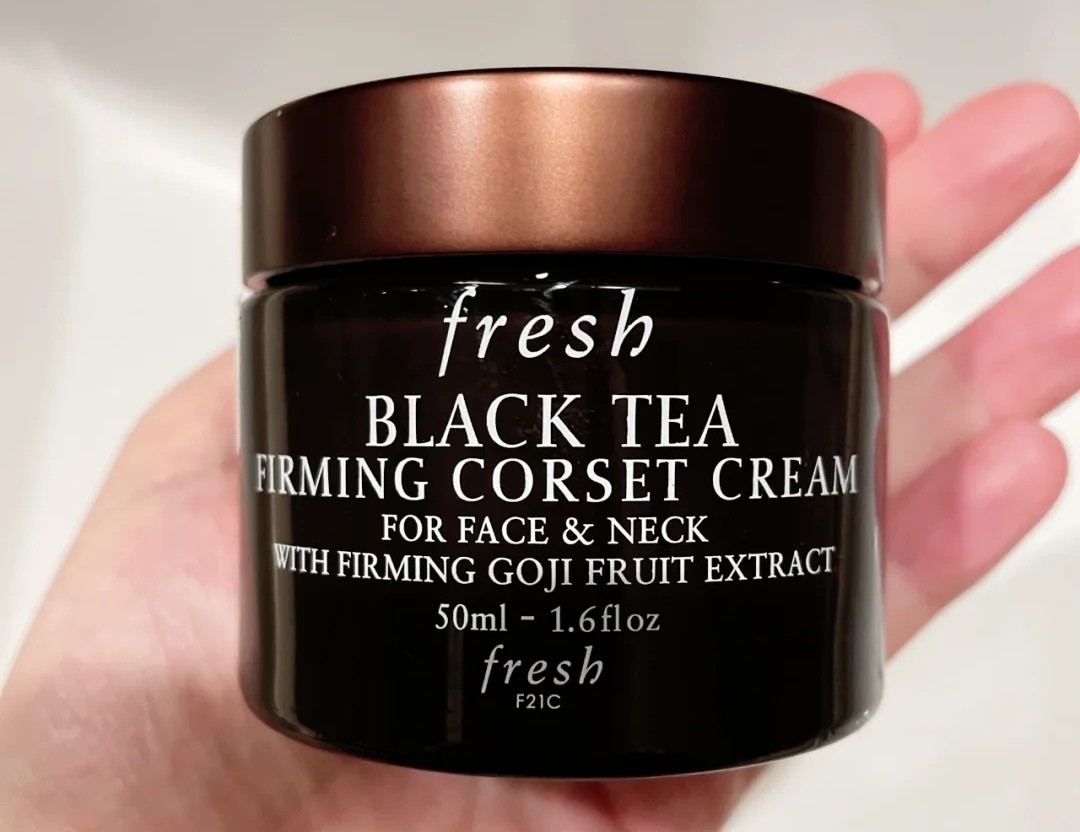 “千元级”的高端面霜怎么选？兰蔻美白提亮，资生堂紧致抗老