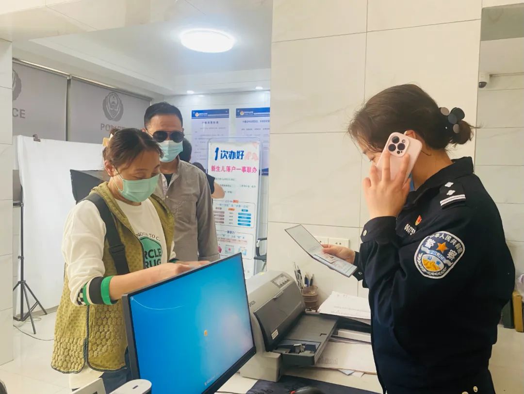 杈规姘戣甯姪澶栧浗鏃呭,澧冨鍥炲浗浜哄憳鎹㈣瘉