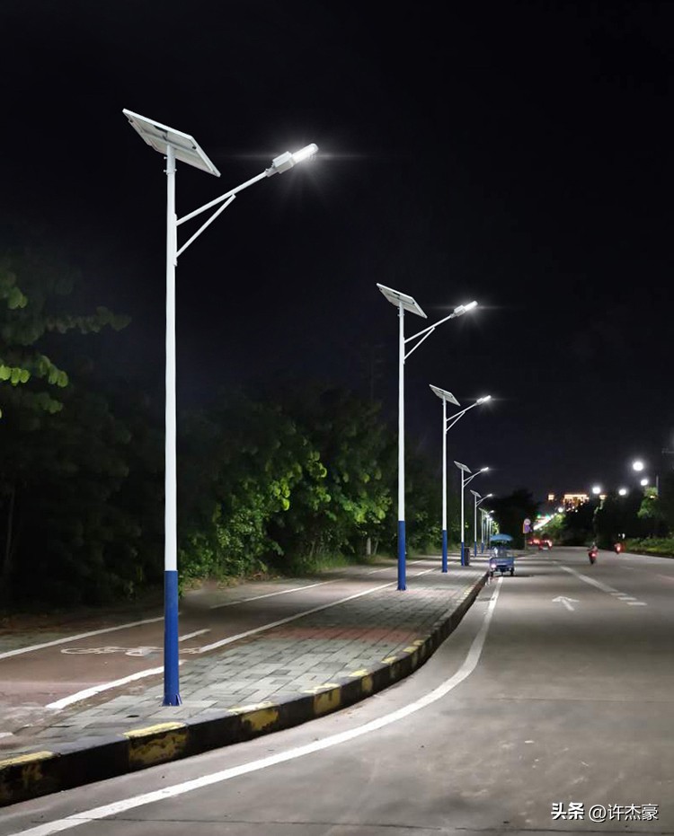 100w的太阳能路灯一个多少钱,太阳能路灯100w多少钱一个