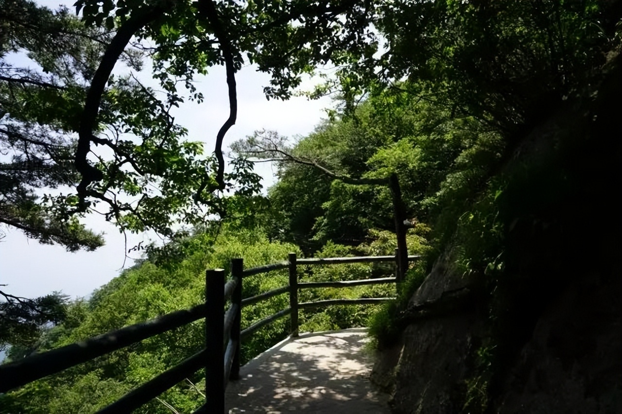 避暑康养天堂,大美尧山风景区