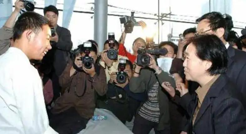 2元彩票随机中奖,2块钱彩票中奖1000