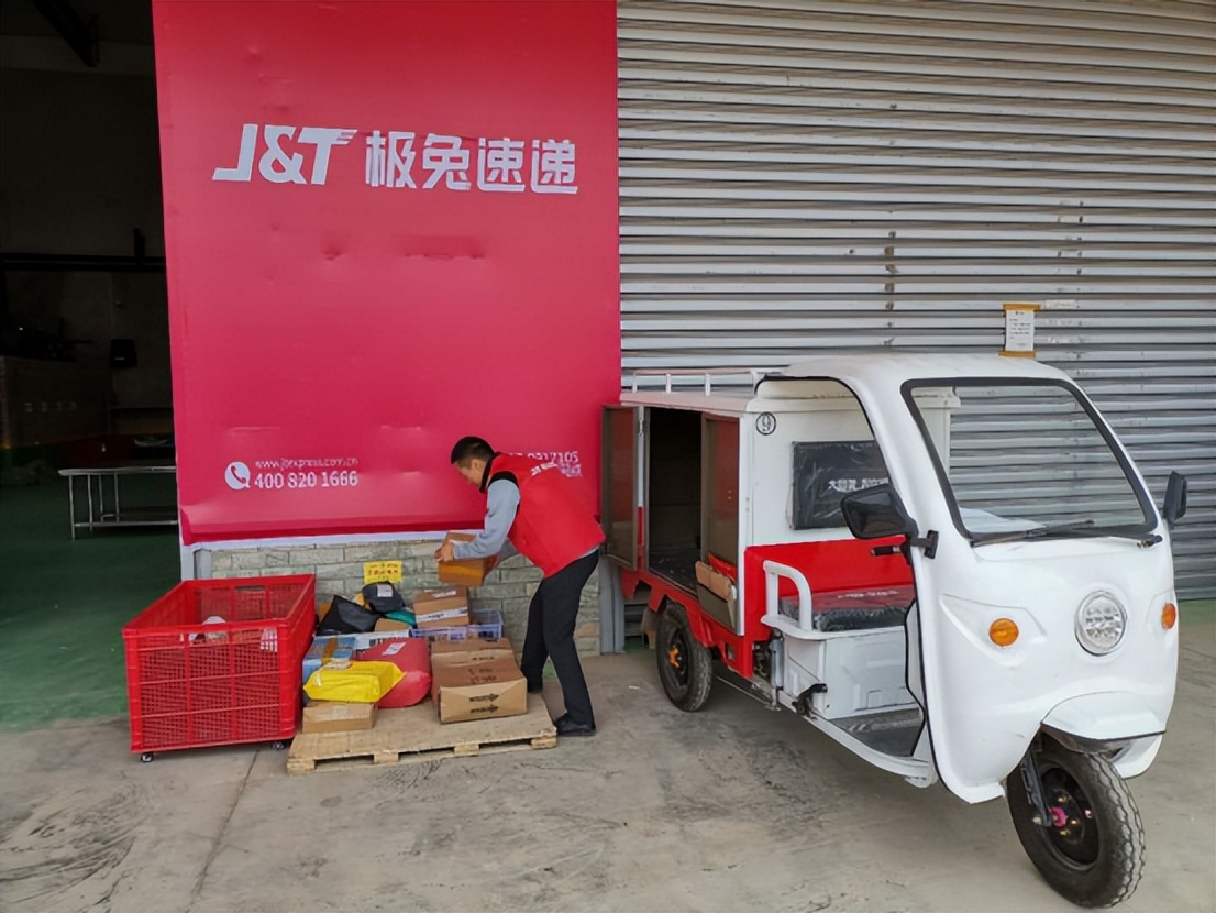 从“当代镖局”“黑快递”，到快递帝国，三通一达都做对了什么？