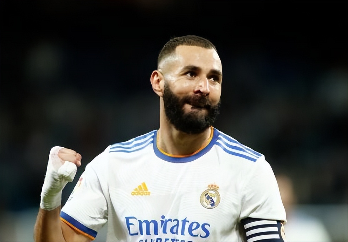 足球界双子星梅西和c罗,c罗和内马尔谁更厉害