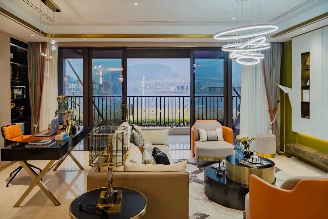 东亚新华国樾,东亚新华香誉国际