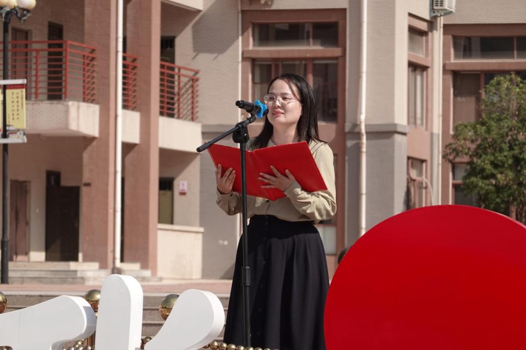 拼搏进取不负韶华无悔青春,拼搏奋斗迎高考不负青春