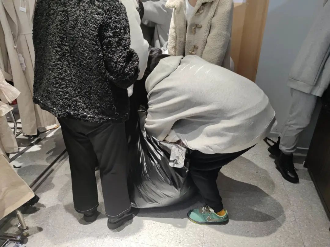 探访雪梨清仓现场,雪梨甩卖