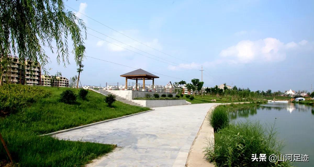 和圣故里，旧称黄湖，为皖地设县最晚的县城之一