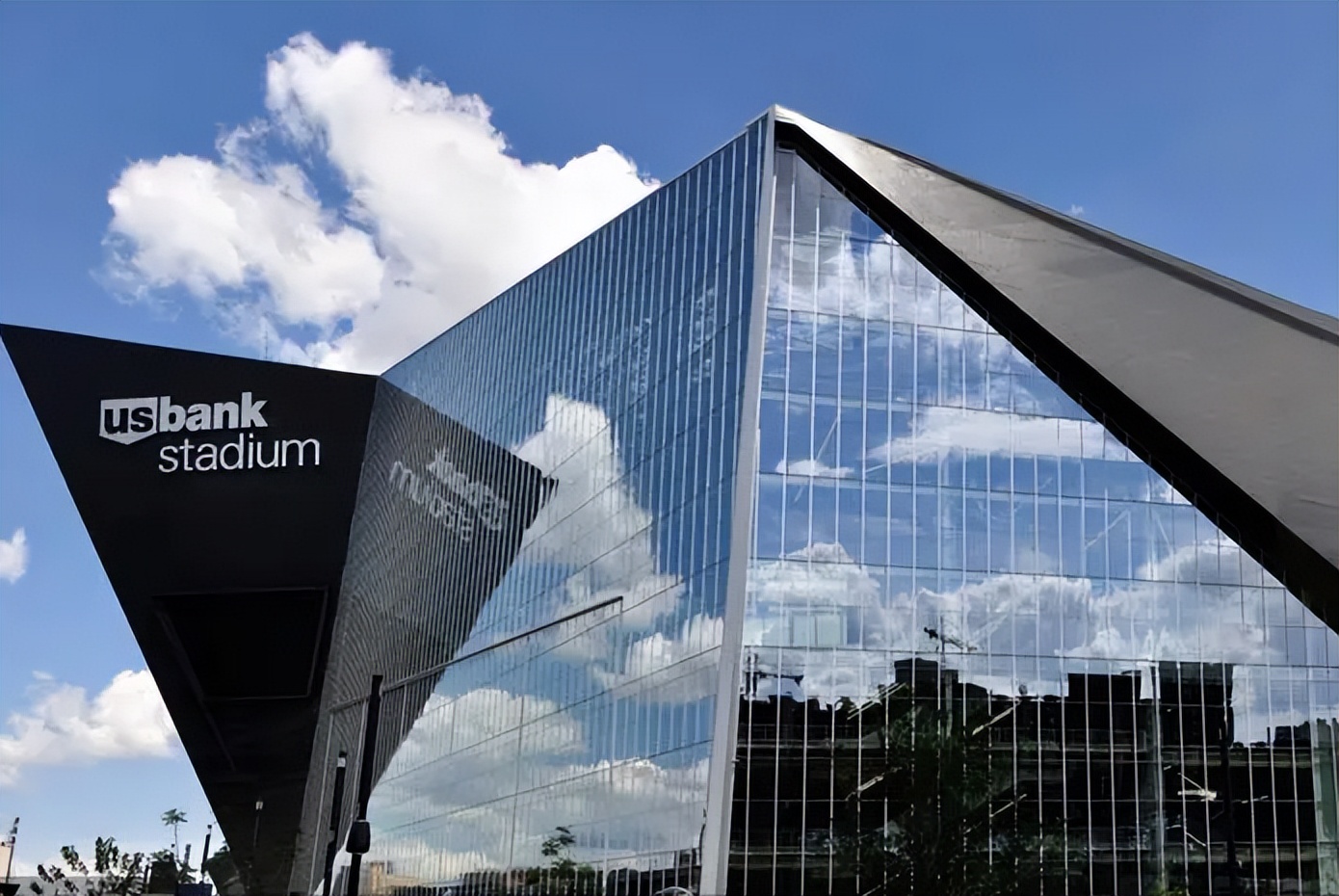 美国银行倒闭对拜登影响,拜登回应银行信任危机