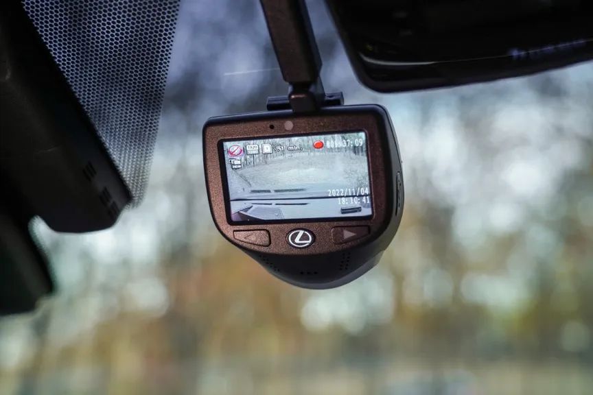 手机已成为生活的一部分,抖音成为了生活的一部分